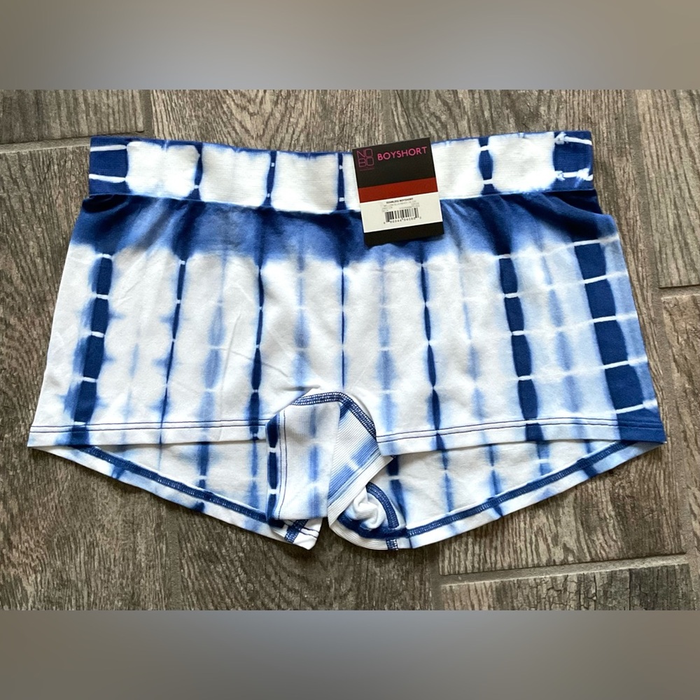 New  Nobo, No Boundaries seamless boyshort panties size M Multicolor Tie Dye